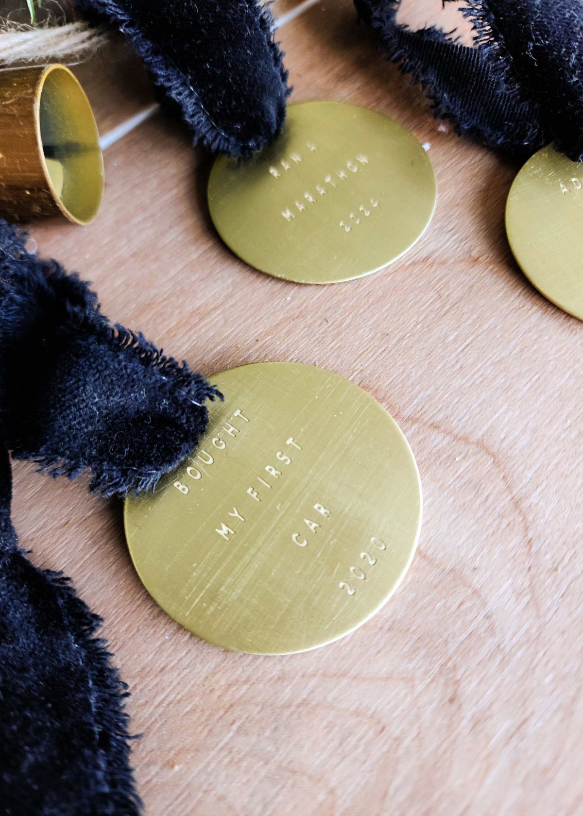 Mini Ornament Set - Going Golden