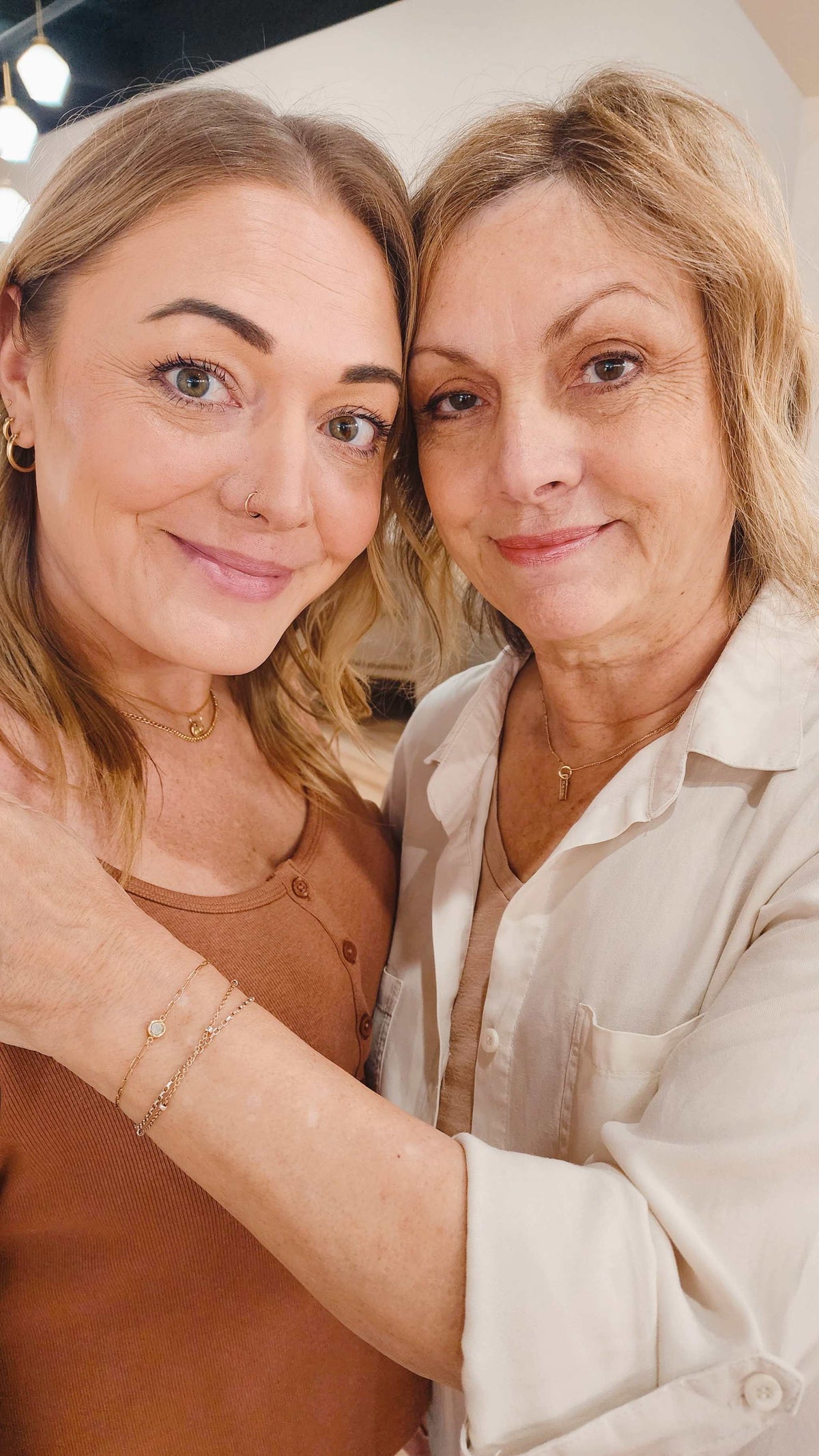 Mom Nana Necklace - Going Golden