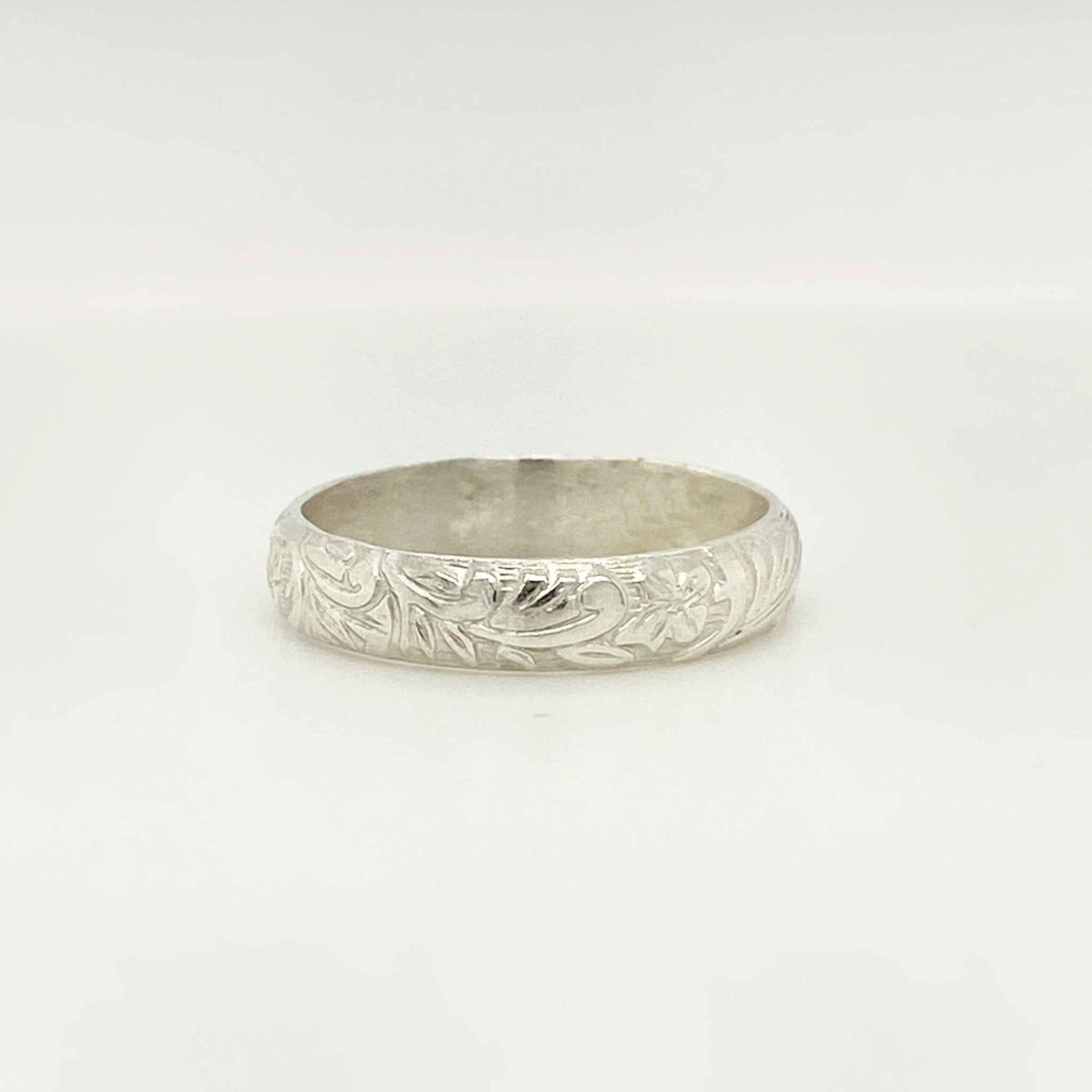 The Silver Blume Ring - Going Golden
