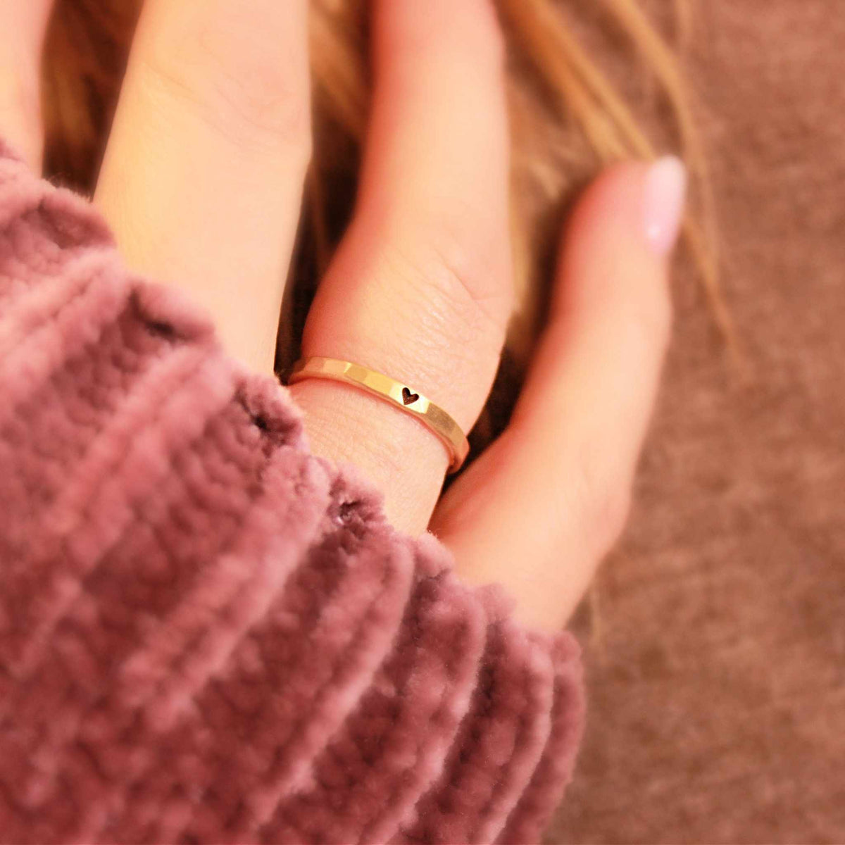 Skinny Heart Ring - Going Golden
