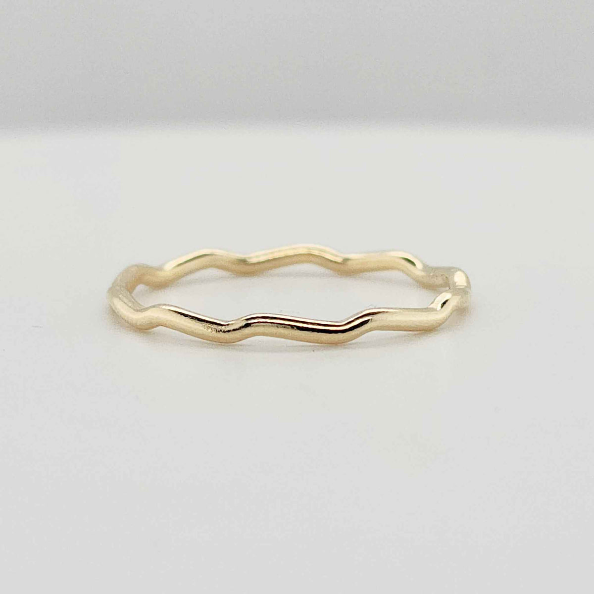 Wavy Ring - Going Golden
