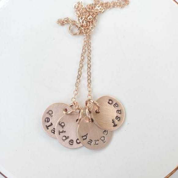 Dainty Round Name Necklace - Going Golden