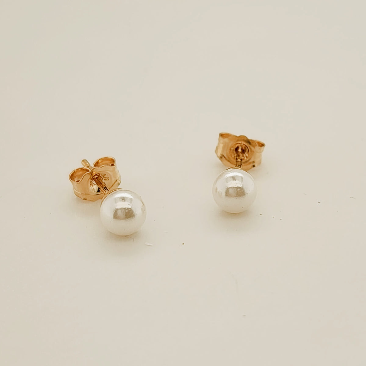 Pearl Stud Earrings - Going Golden