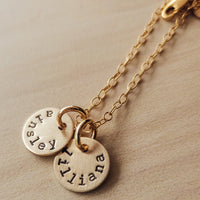 Dainty Round Name Necklace - Going Golden