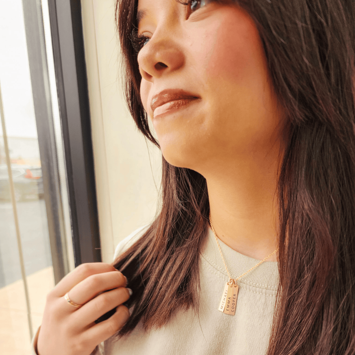Personalized 14k gold-filled vertical bar name necklace