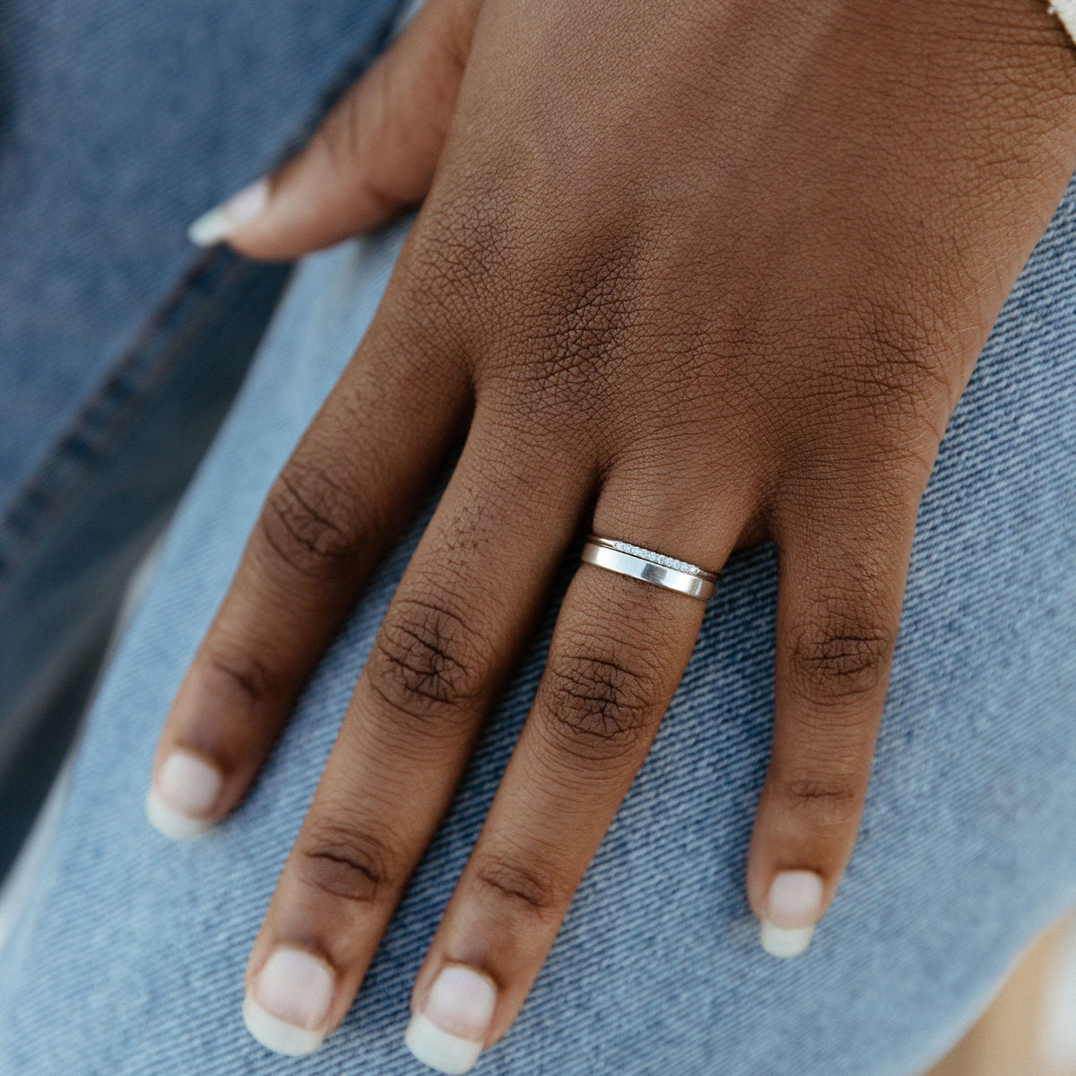Smooth Silver Band Ring - Going Golden