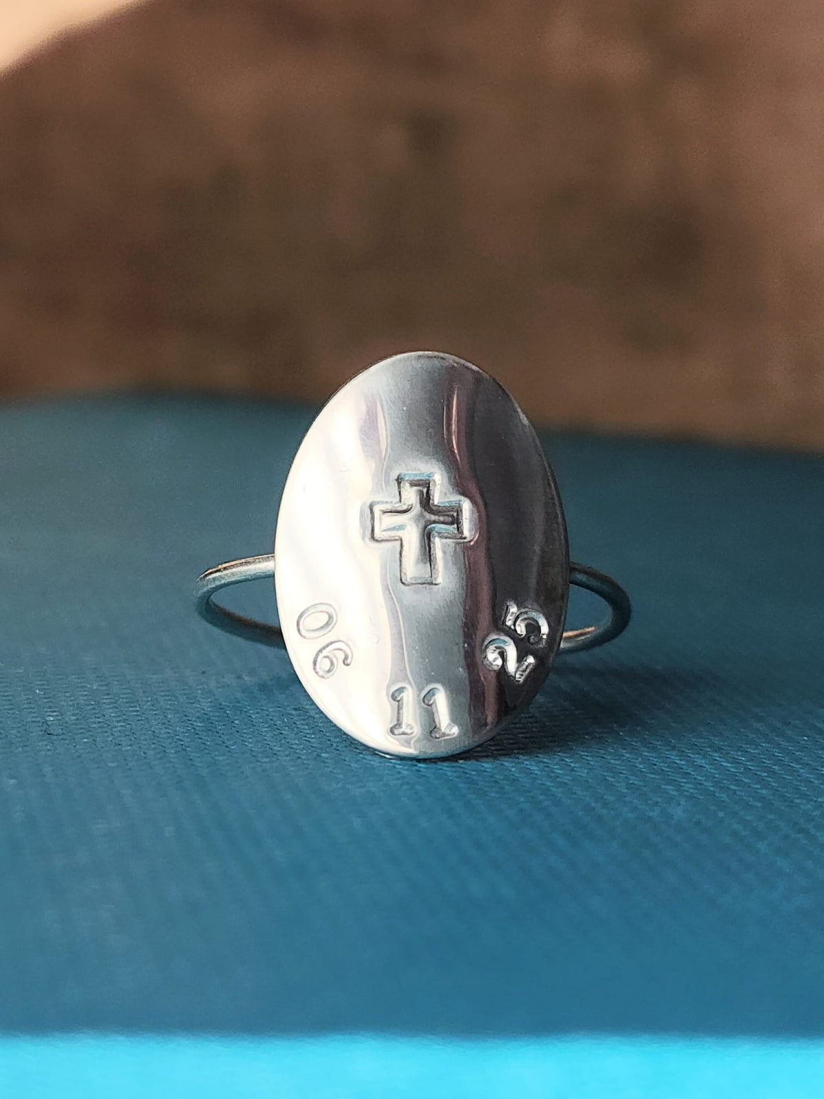 Personalized Oval Cross Ring - Going Golden