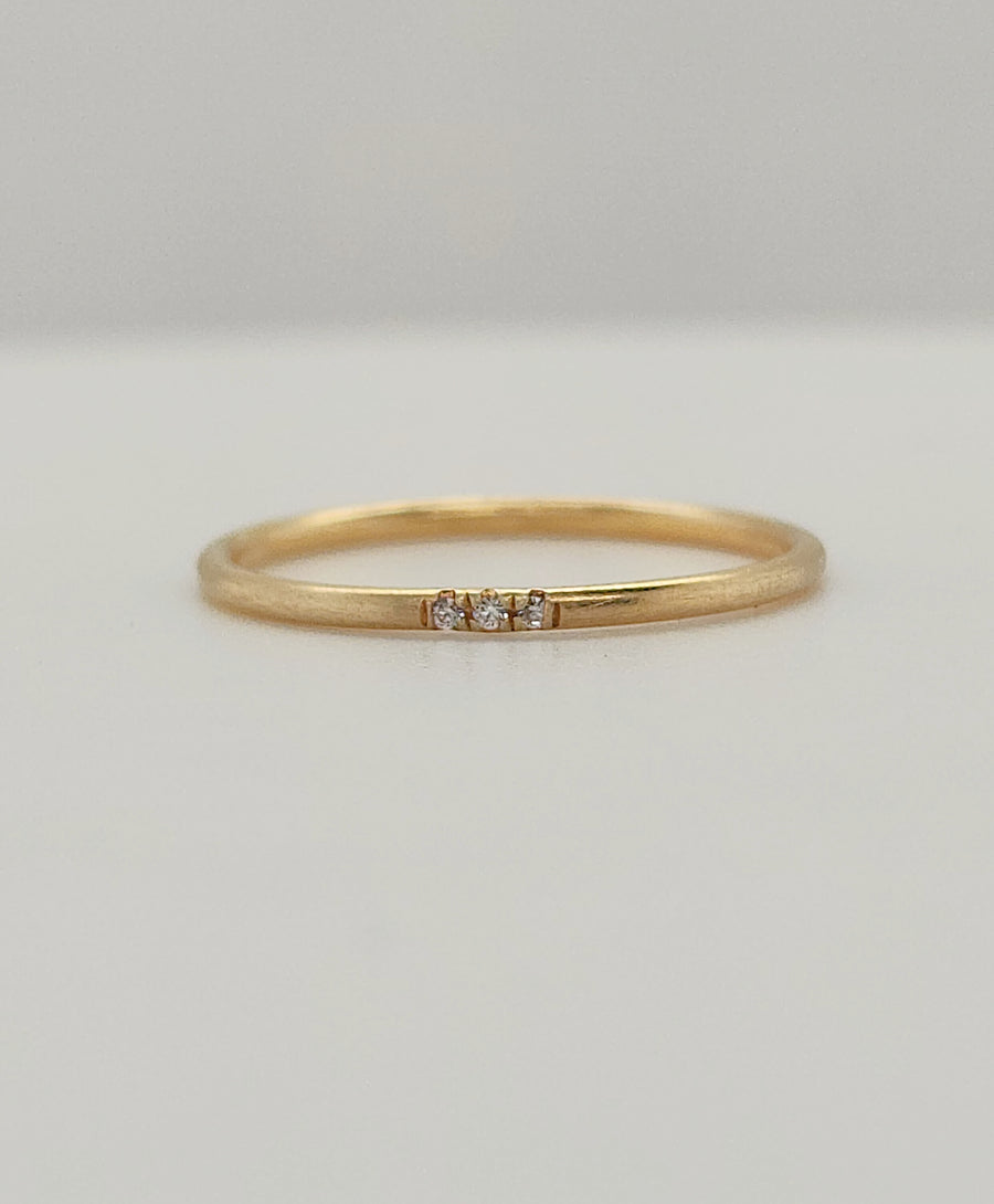 Gold Sparkle Diamond Ring
