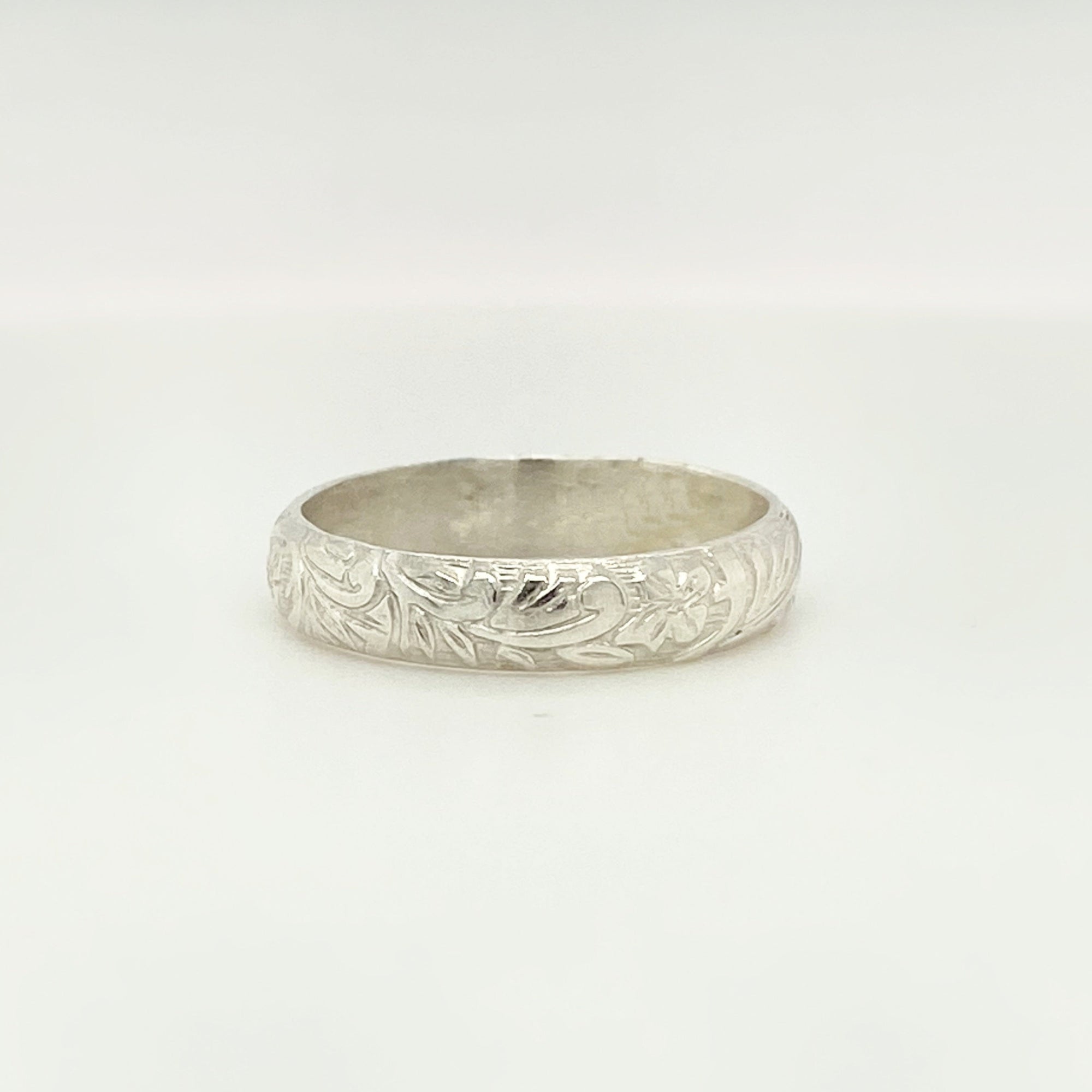 The Silver Blume Ring - Going Golden