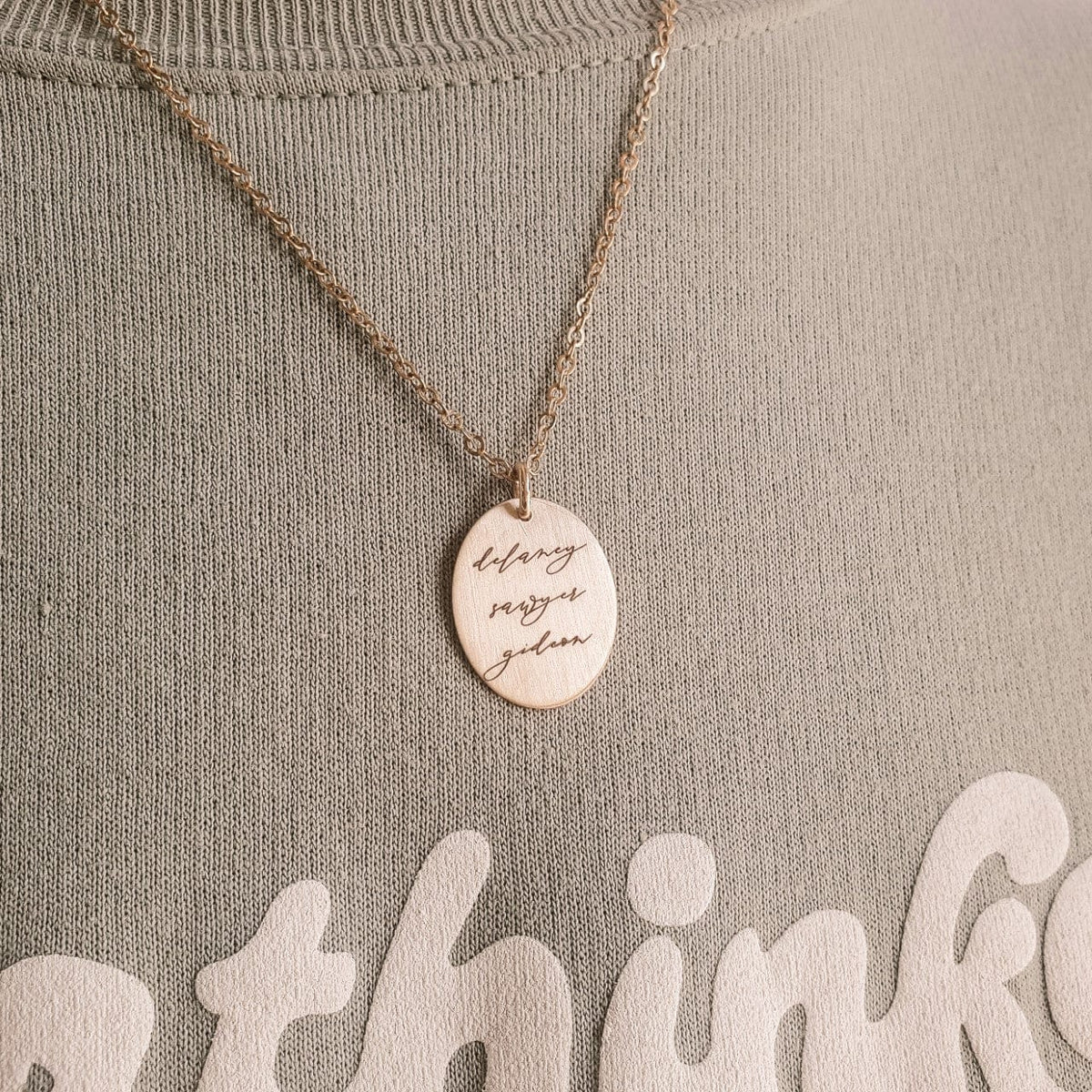 Cursive Oval Necklace - Going Golden