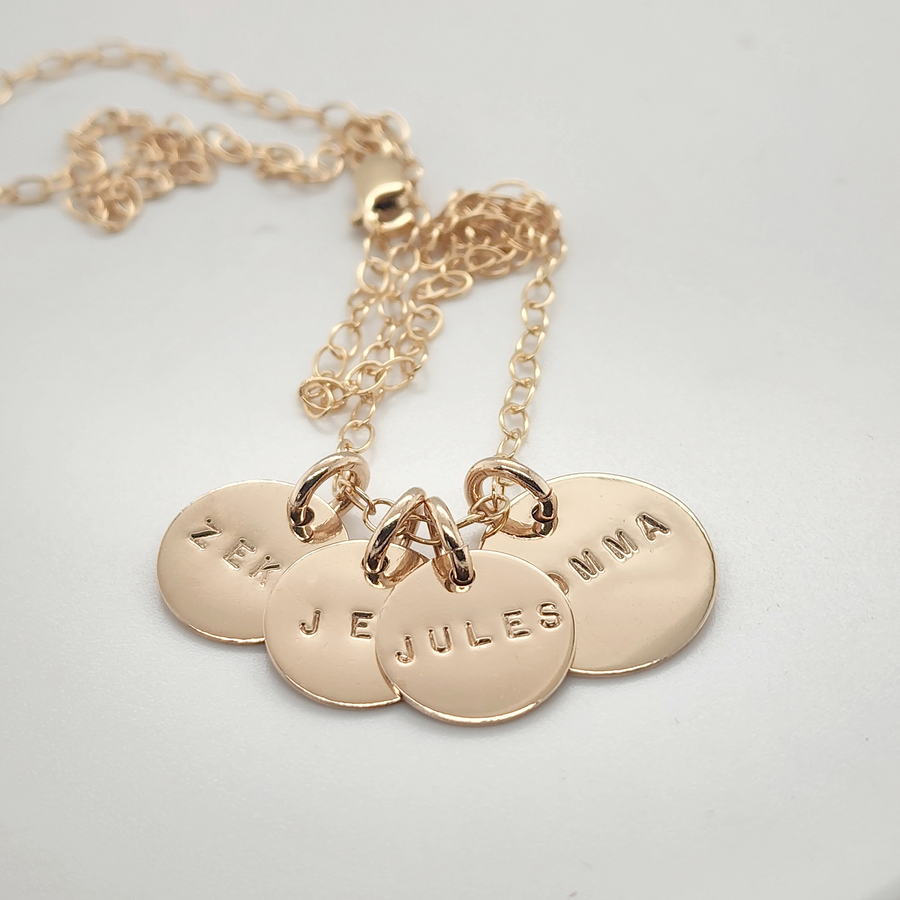 Dainty Momma Necklace - Going Golden