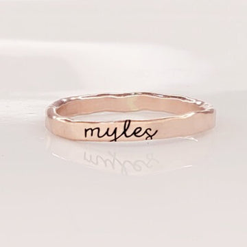 Thin Cursive Name Ring - TYI Jewelry