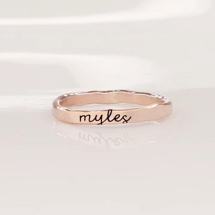 Thin Cursive Name Ring - TYI Jewelry